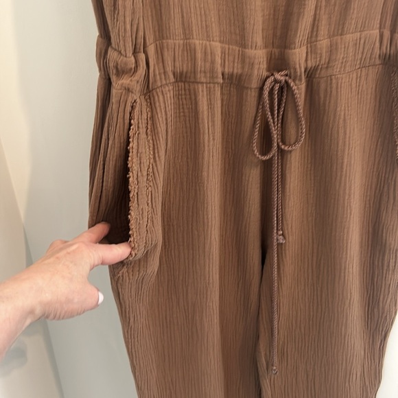 Flawless Martini Flight Sleeveless Jumpsuit Gauze 100% Cotton Tan Size M - Picture 4 of 17